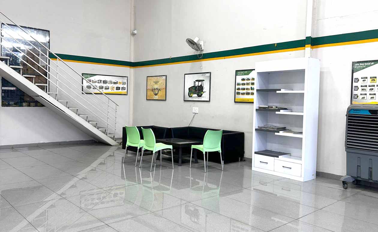 श्री बालाजी ट्रैक्टर्स